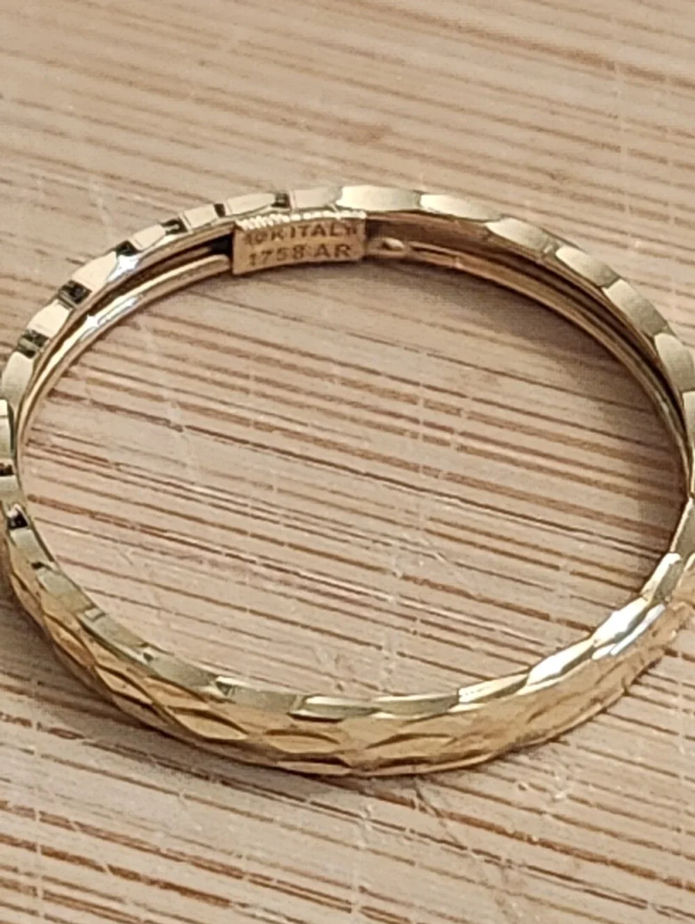 10K Gold Band Ring - Yellow Gold Size 7